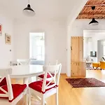 公寓 Historic Elegance With A Bosphorus Gaze 伊斯坦布尔