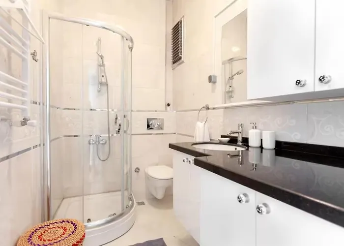 Historic Elegance With A Bosphorus Gaze *